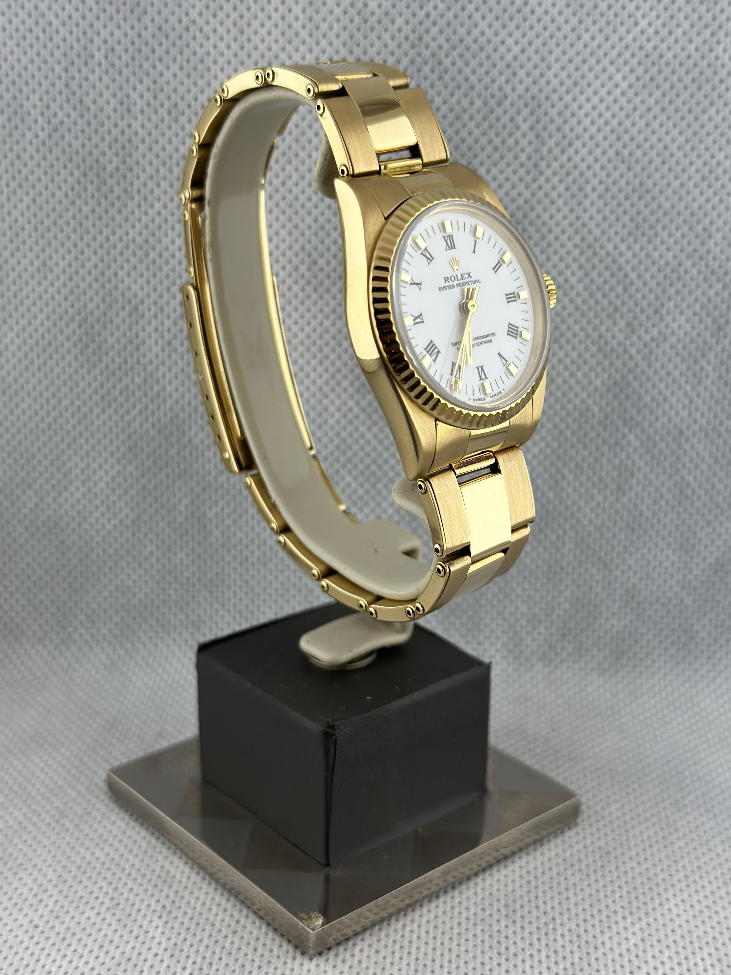 Rolex Oyster ref. 67518 | foto laterale
