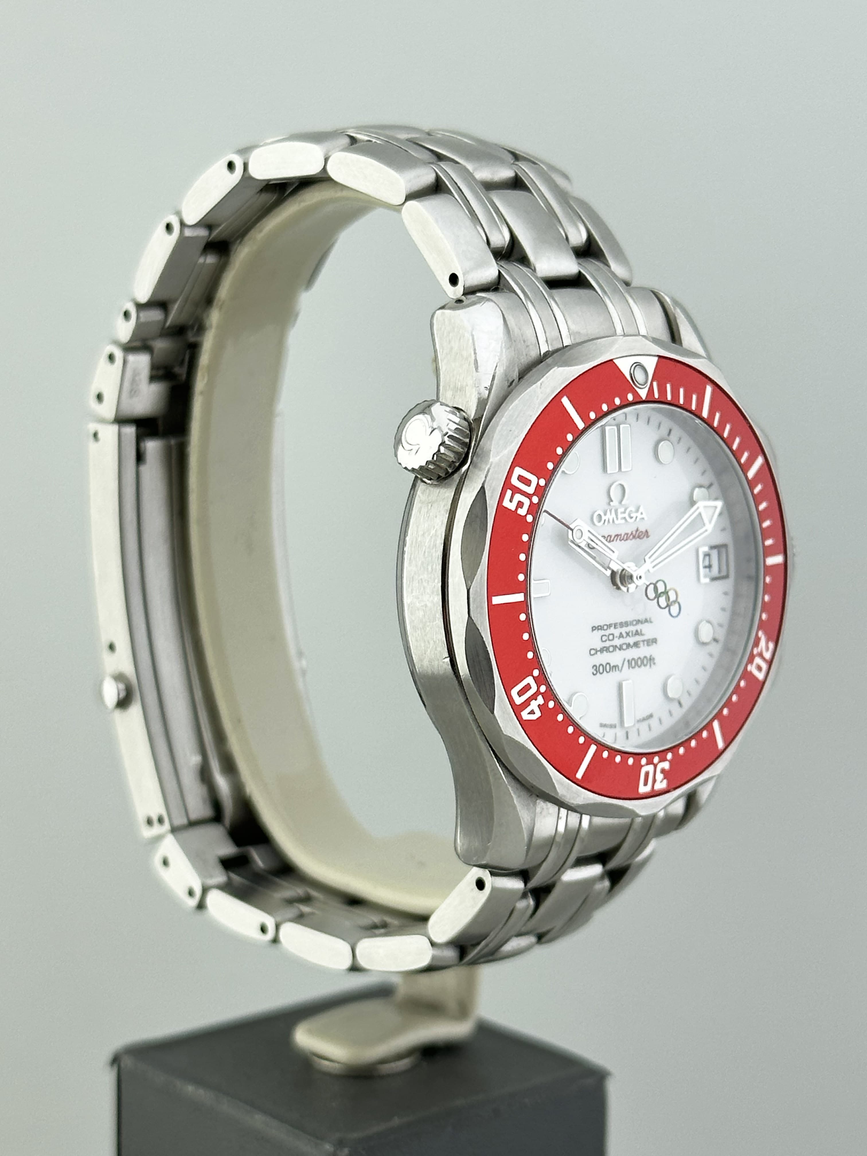Omega Seamaster Vancouver ref. 21230412004001 | Foto laterale